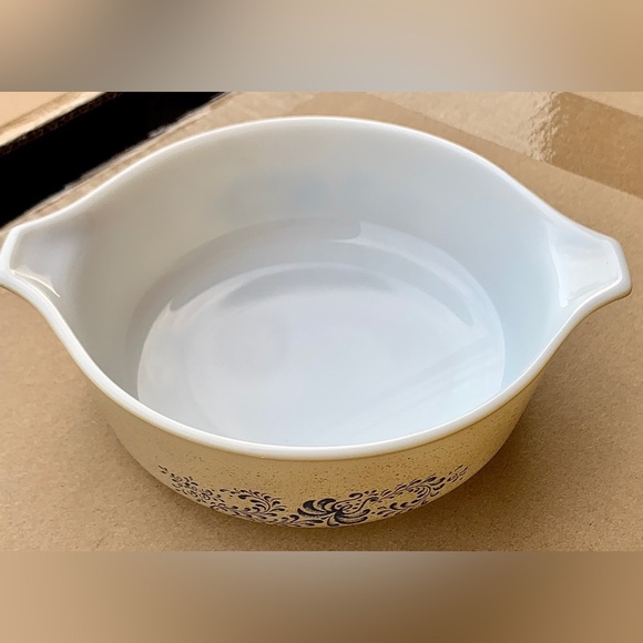 Brand New Old Stock Corning Pyrex HOMESTEAD 500ml Casserole Dish - Picture 6 of 16